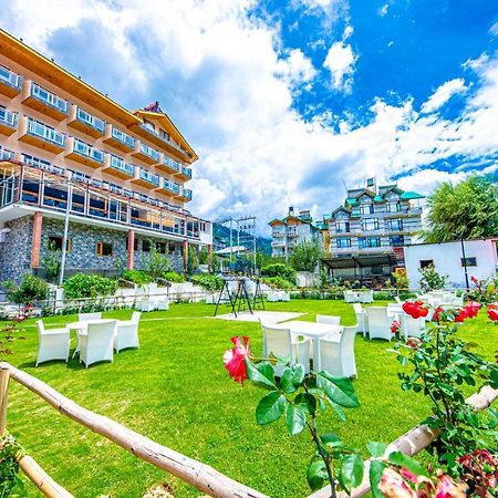 Sun Park Boutique & Spa Manāli Екстериор снимка