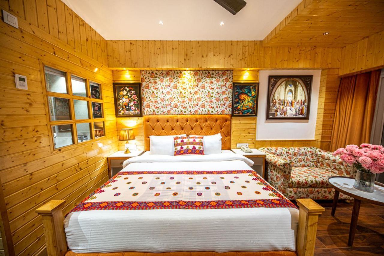 Sun Park Boutique & Spa Manāli Екстериор снимка