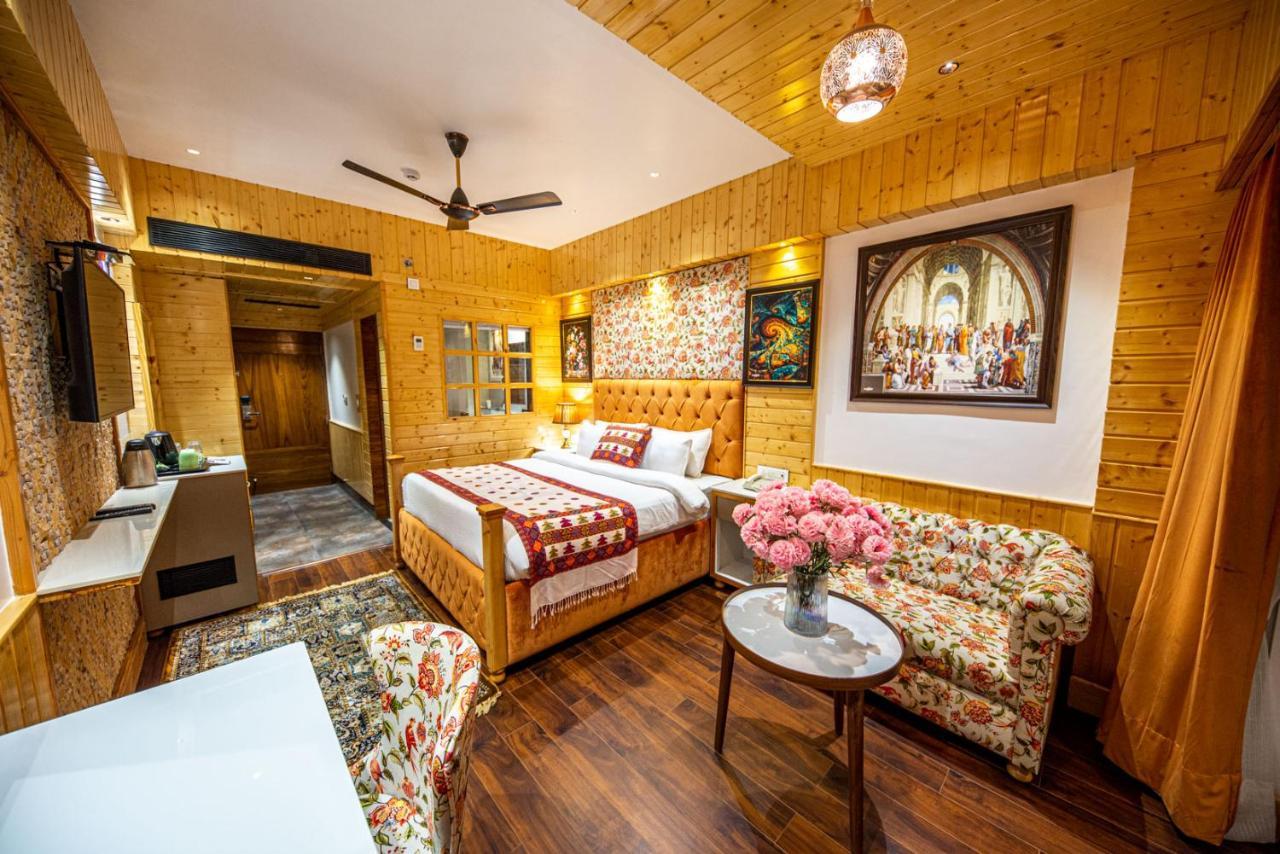 Sun Park Boutique & Spa Manāli Екстериор снимка